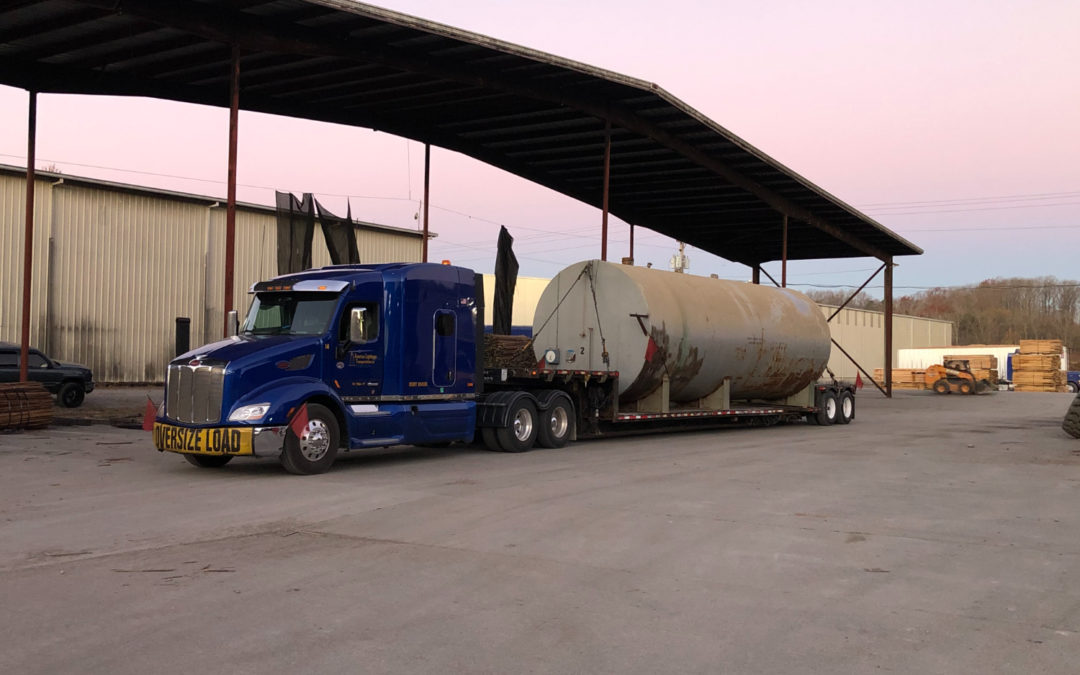American Lighthouse Transportation Hauls Multiple Tanks From Winchester, Kentucky to London, Kentucky. See Pics…
