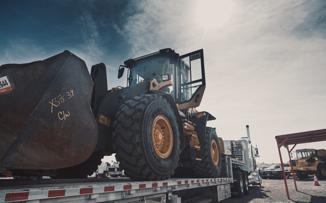 How To Transport Different Types Of Construction Loaders…