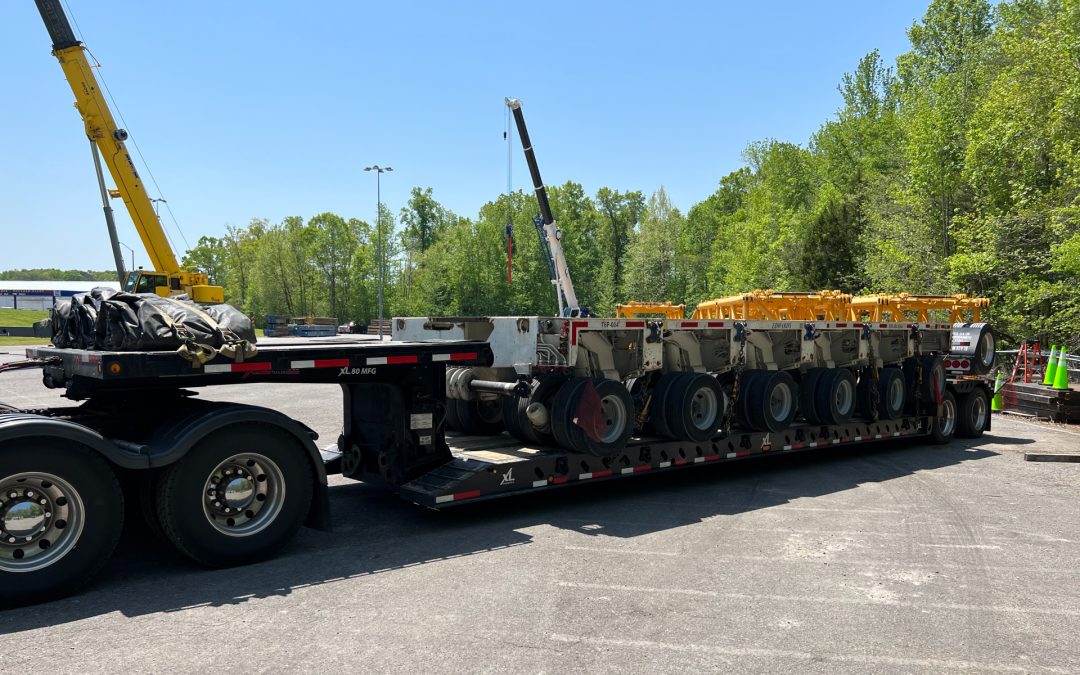 American Lighthouse Transportation Hauls Oversize And Overweight 6 Line Goldhofer Trailer From Tennessee to Kentucky. See Pics…